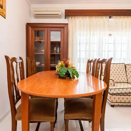 Holiday home Agradable Casa En Con Terraza