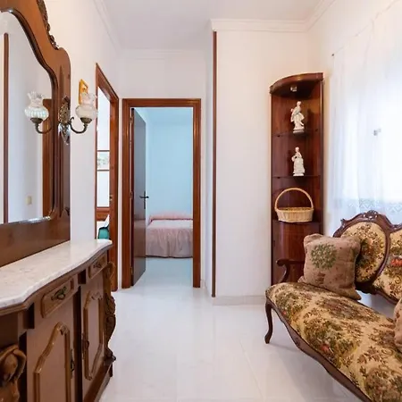 Agradable Casa En Con Terraza * ベヘール・デ・ラ・フロンテーラ